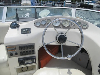 thumb_092583-bayliner-288-cb