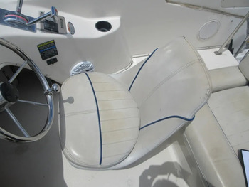 thumb_092583-bayliner-288-cb