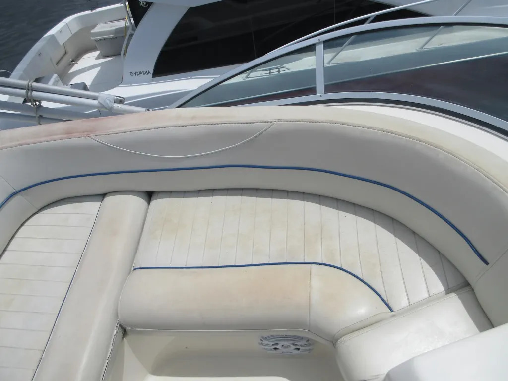 banner_092583-bayliner-288-cb
