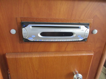 thumb_092583-bayliner-288-cb