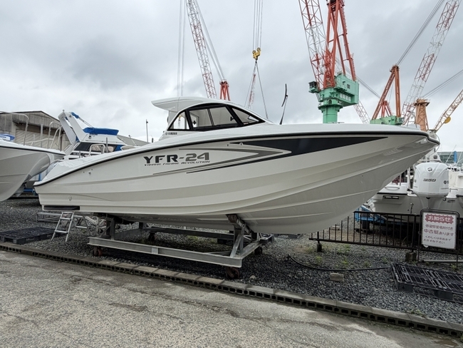 medium_092585-yamaha-yfr-24ex