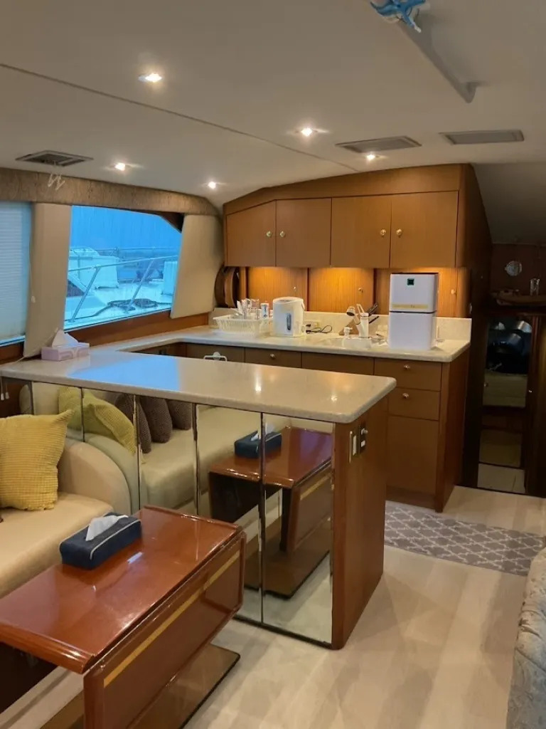 banner_092584-ocean-yachts-48-super-sport