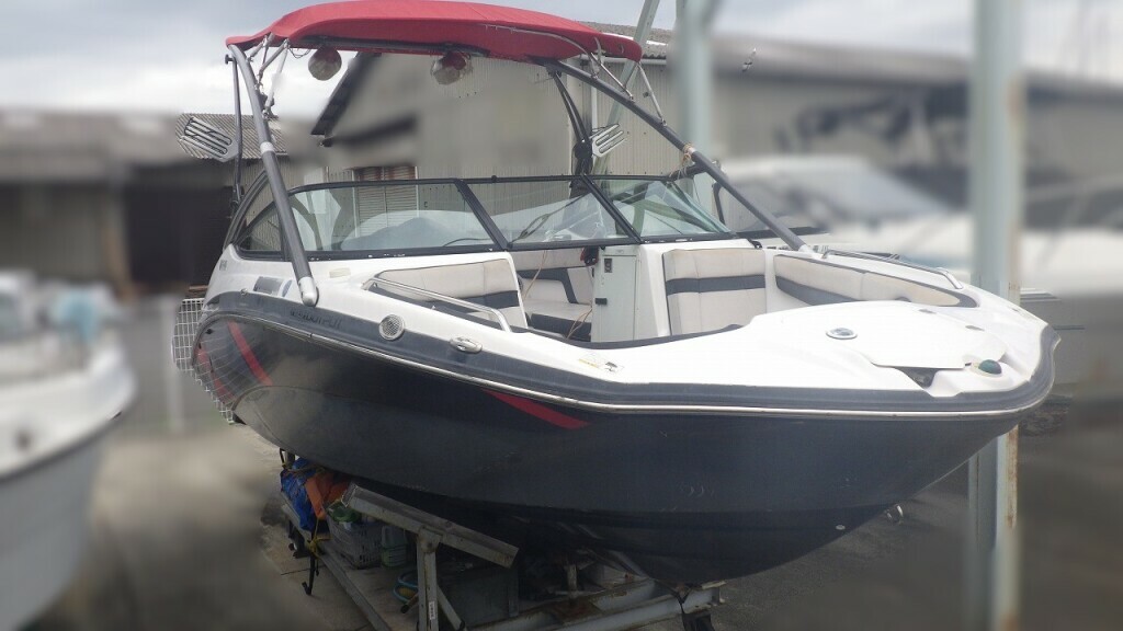 banner_092643-yamaha-ar210