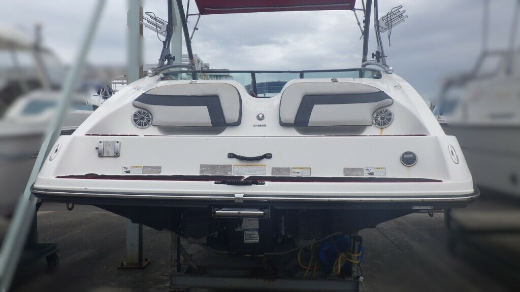 banner_092643-yamaha-ar210