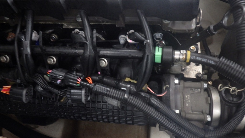 banner_092643-yamaha-ar210