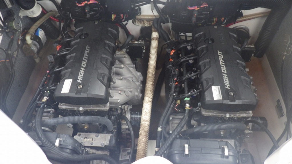 banner_092643-yamaha-ar210