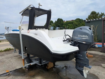 thumb_092803-yamaha-sr-x