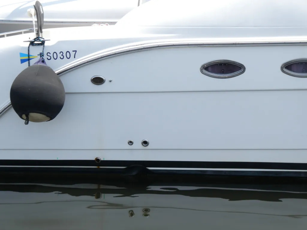 banner_080876-meridian-yachts-459-cockpit-motoryacht