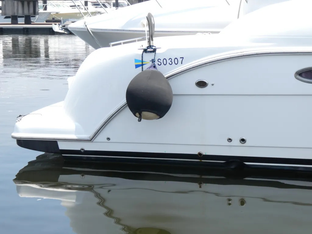 banner_080876-meridian-yachts-459-cockpit-motoryacht