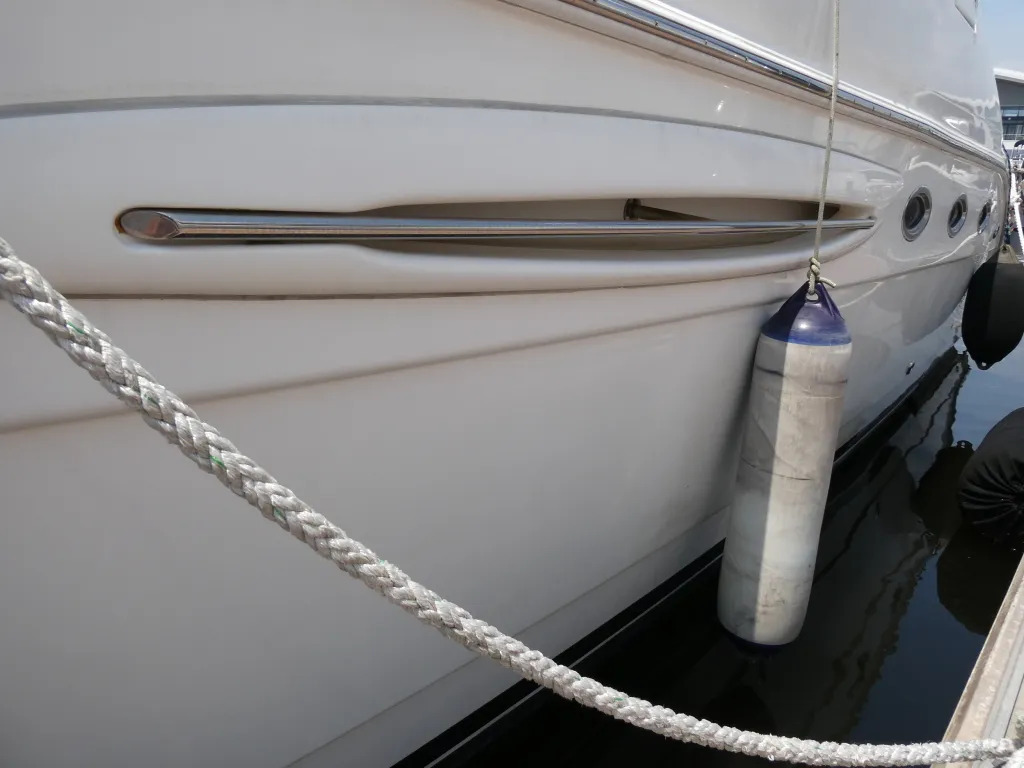 banner_080876-meridian-yachts-459-cockpit-motoryacht