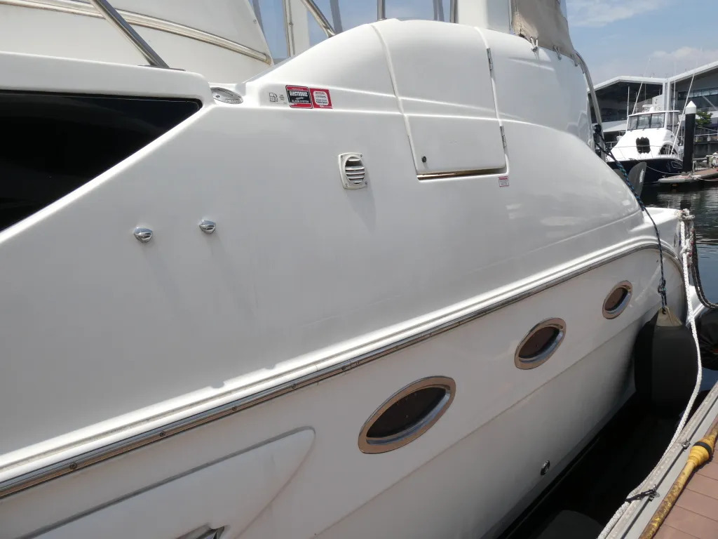 banner_080876-meridian-yachts-459-cockpit-motoryacht