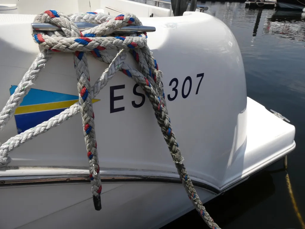 banner_080876-meridian-yachts-459-cockpit-motoryacht