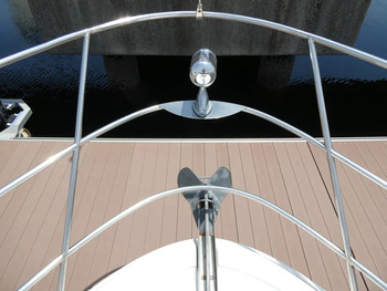thumb_080876-meridian-yachts-459-cockpit-motoryacht