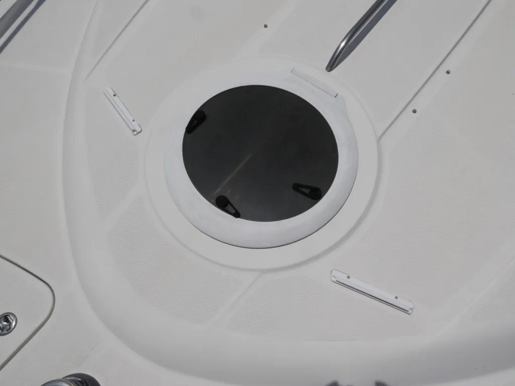 banner_080876-meridian-yachts-459-cockpit-motoryacht
