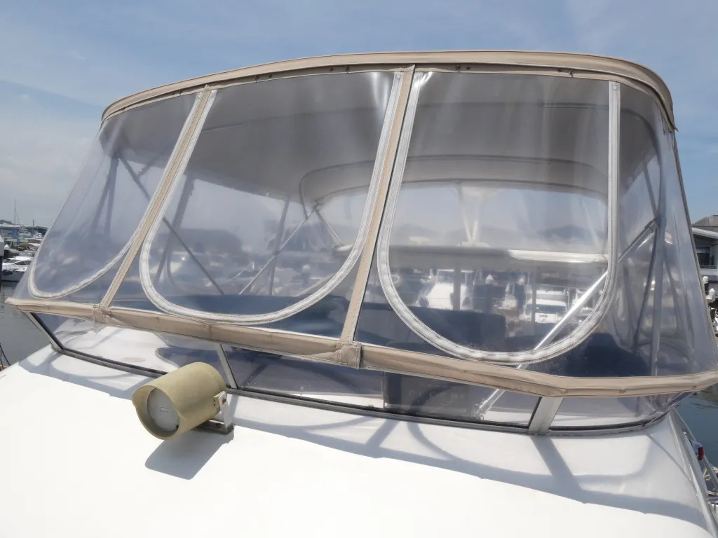 banner_080876-meridian-yachts-459-cockpit-motoryacht