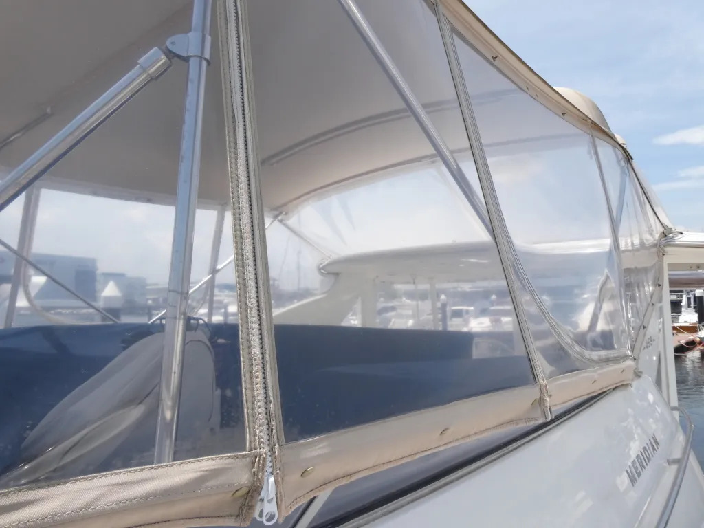 banner_080876-meridian-yachts-459-cockpit-motoryacht