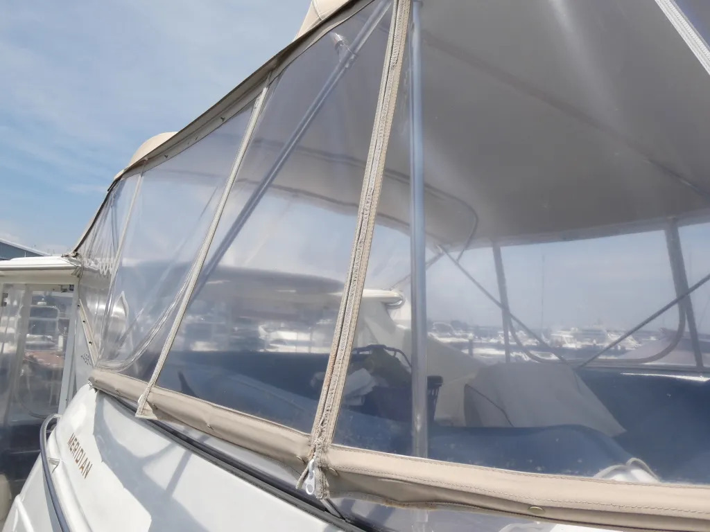 banner_080876-meridian-yachts-459-cockpit-motoryacht
