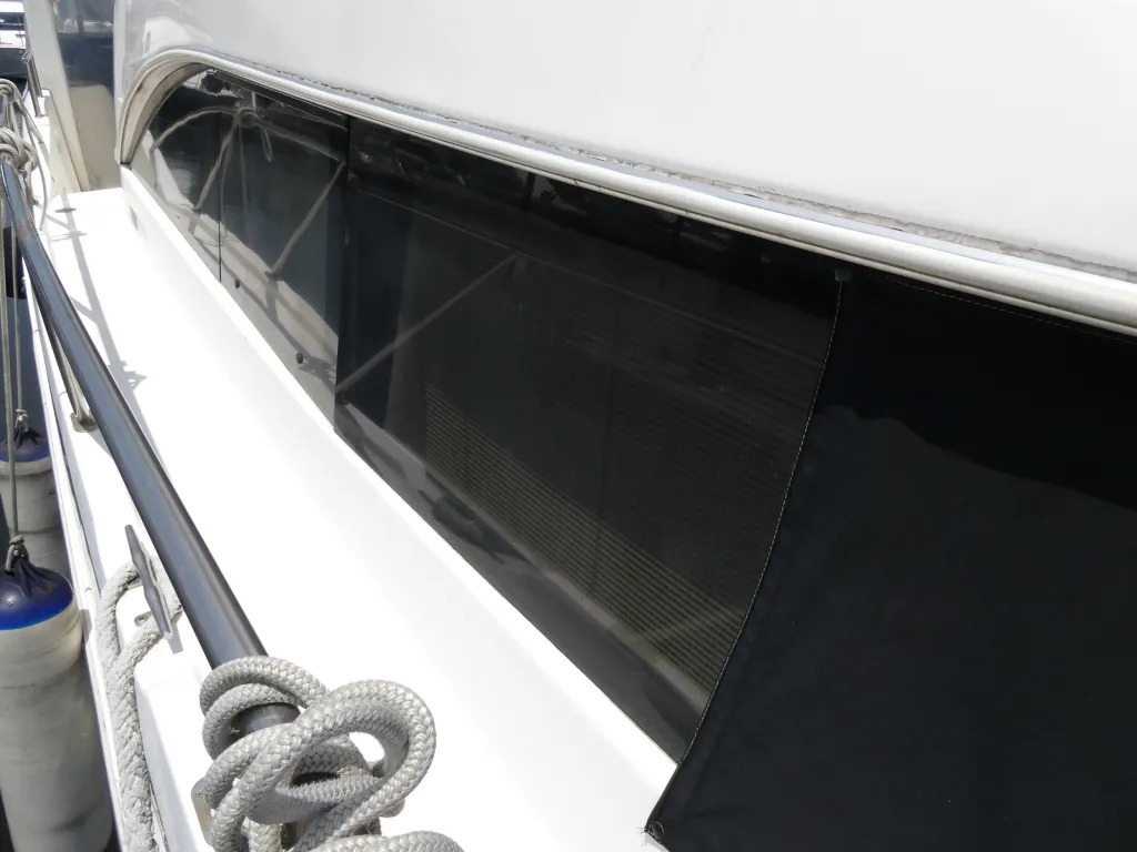 banner_080876-meridian-yachts-459-cockpit-motoryacht