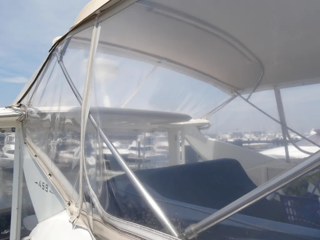 banner_080876-meridian-yachts-459-cockpit-motoryacht