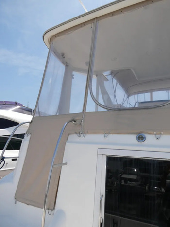 thumb_080876-meridian-yachts-459-cockpit-motoryacht