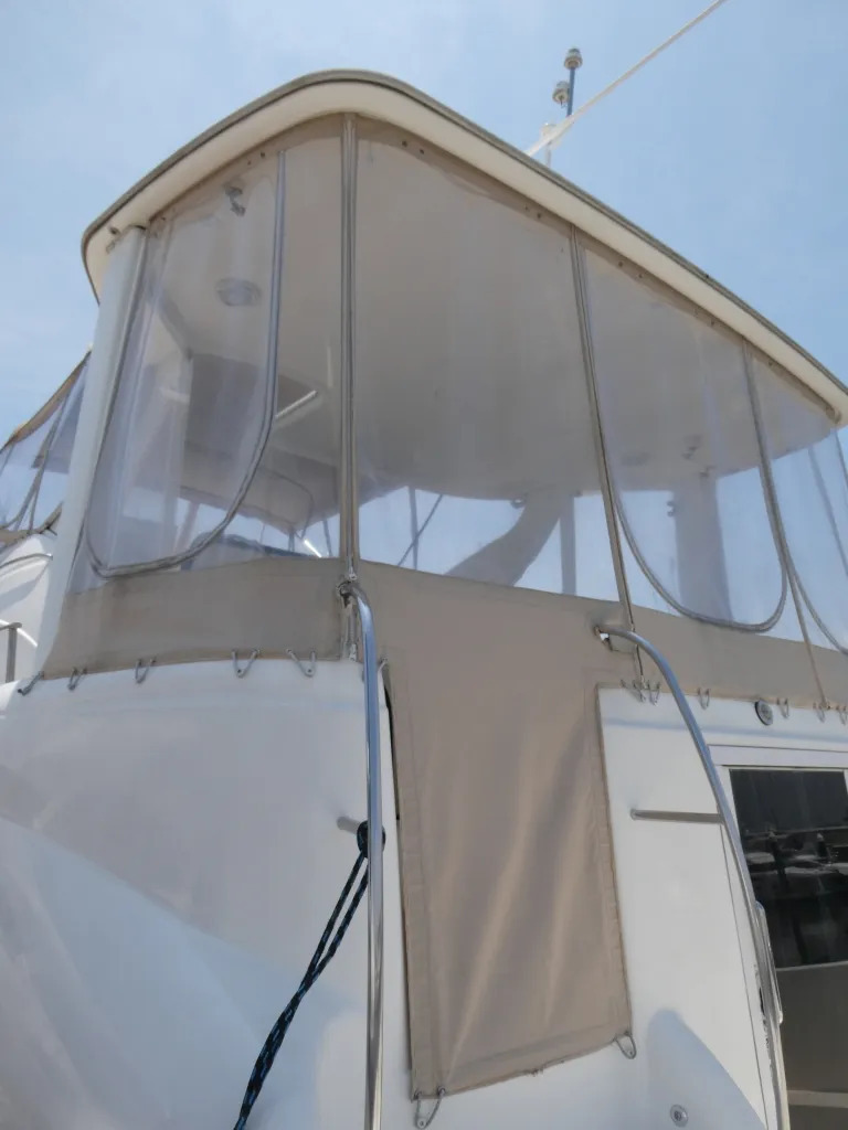 banner_080876-meridian-yachts-459-cockpit-motoryacht