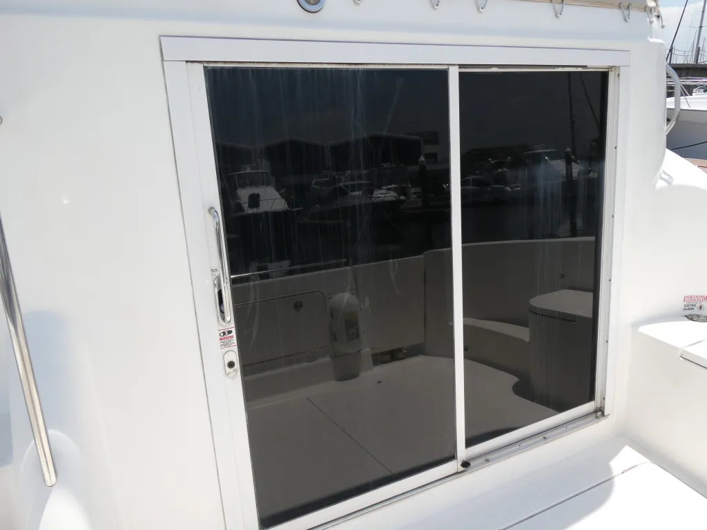banner_080876-meridian-yachts-459-cockpit-motoryacht