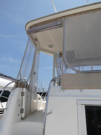 thumb_080876-meridian-yachts-459-cockpit-motoryacht