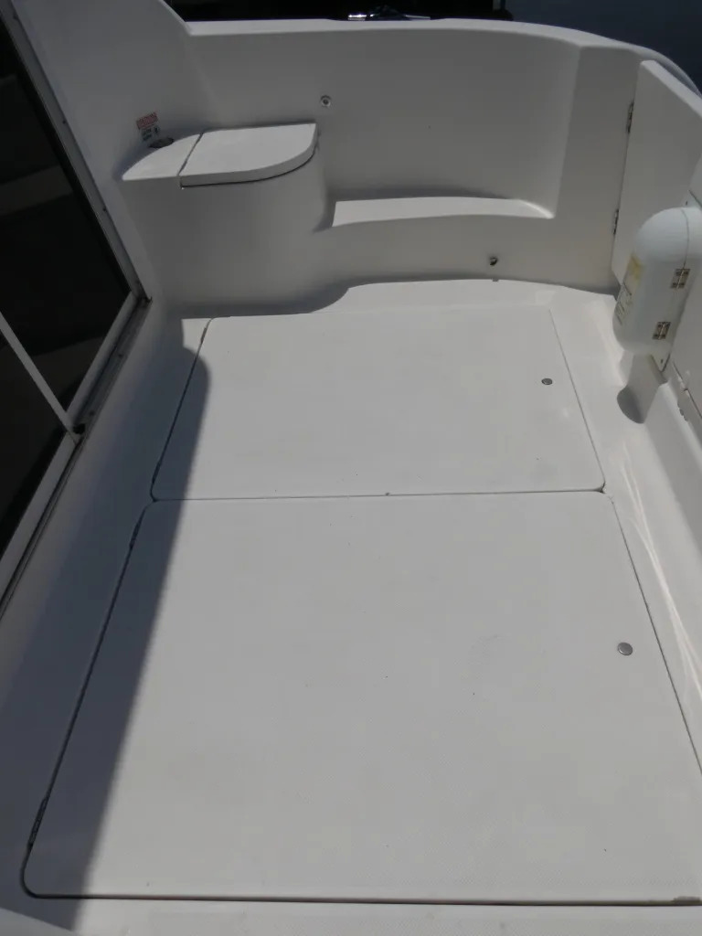 banner_080876-meridian-yachts-459-cockpit-motoryacht