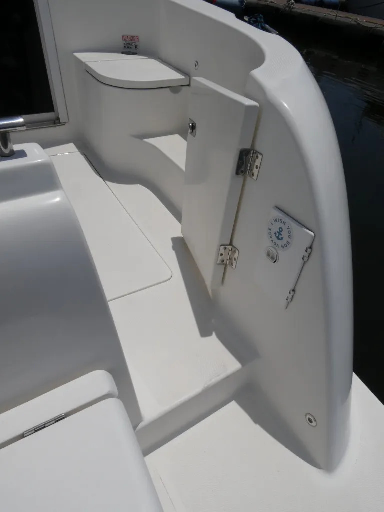 banner_080876-meridian-yachts-459-cockpit-motoryacht