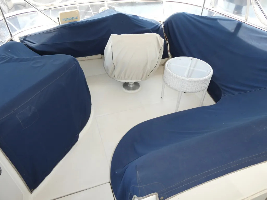 banner_080876-meridian-yachts-459-cockpit-motoryacht
