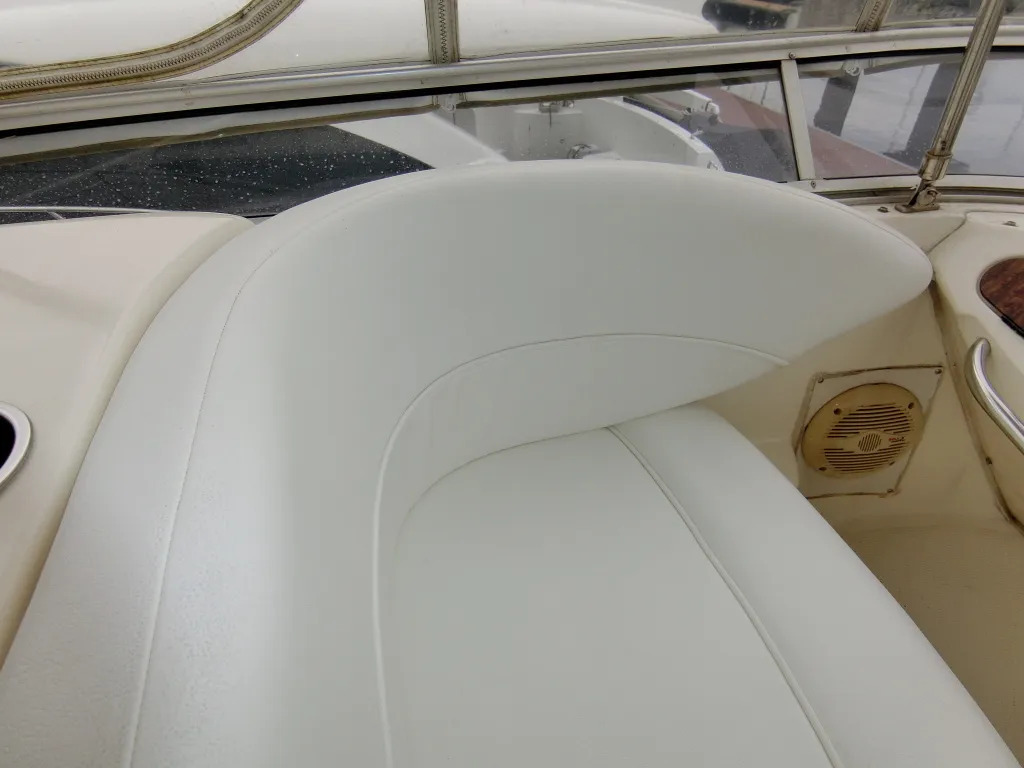 banner_080876-meridian-yachts-459-cockpit-motoryacht