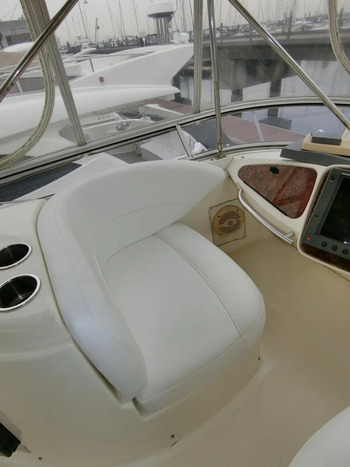 thumb_080876-meridian-yachts-459-cockpit-motoryacht