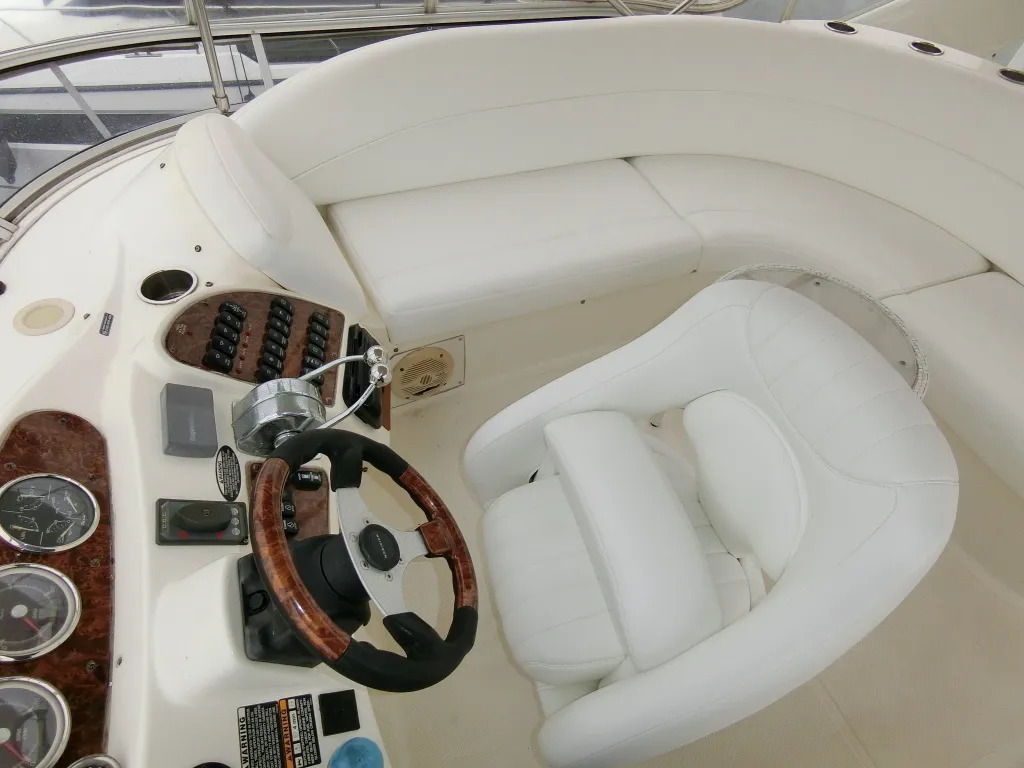 banner_080876-meridian-yachts-459-cockpit-motoryacht