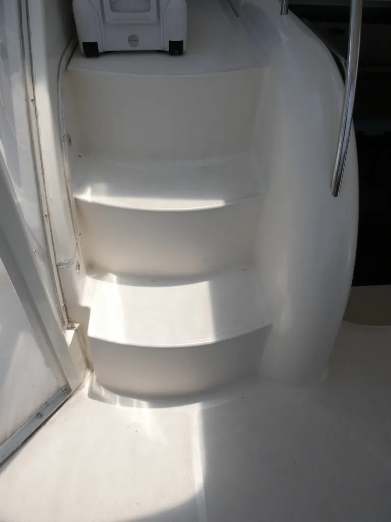 banner_080876-meridian-yachts-459-cockpit-motoryacht