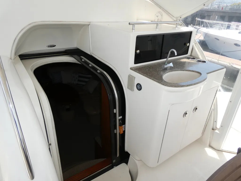 banner_080876-meridian-yachts-459-cockpit-motoryacht