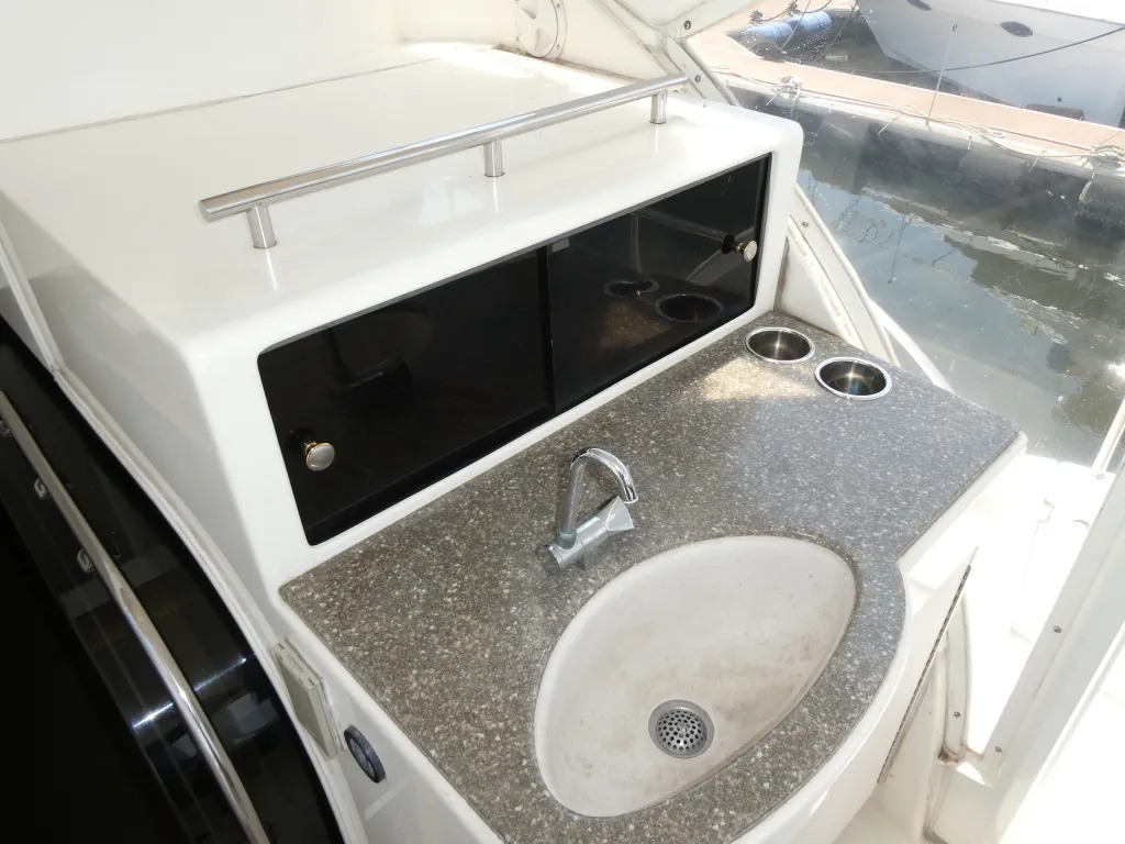 banner_080876-meridian-yachts-459-cockpit-motoryacht