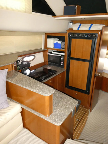thumb_080876-meridian-yachts-459-cockpit-motoryacht