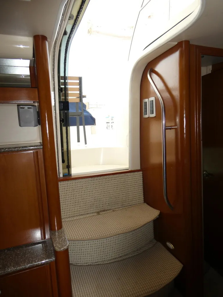 banner_080876-meridian-yachts-459-cockpit-motoryacht
