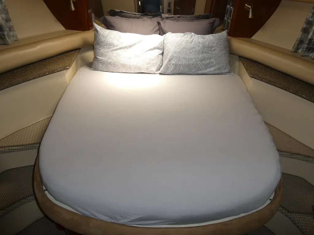 banner_080876-meridian-yachts-459-cockpit-motoryacht