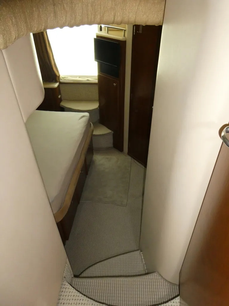 banner_080876-meridian-yachts-459-cockpit-motoryacht