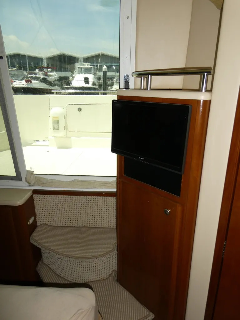 banner_080876-meridian-yachts-459-cockpit-motoryacht