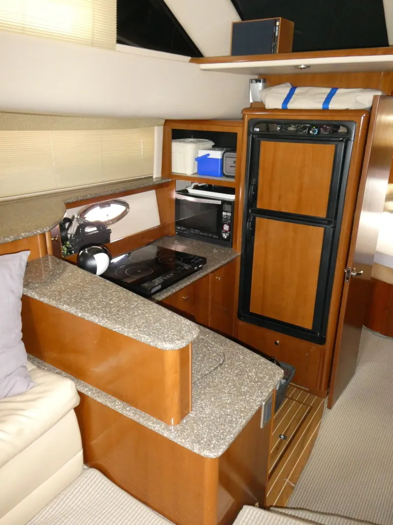 banner_080876-meridian-yachts-459-cockpit-motoryacht
