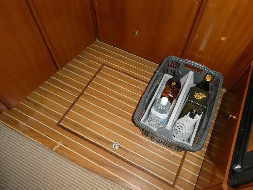 banner_080876-meridian-yachts-459-cockpit-motoryacht