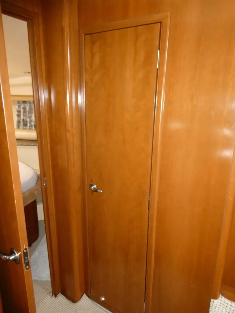 banner_080876-meridian-yachts-459-cockpit-motoryacht