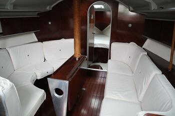 thumb_092994-beneteau-first-41-5-ra-cu