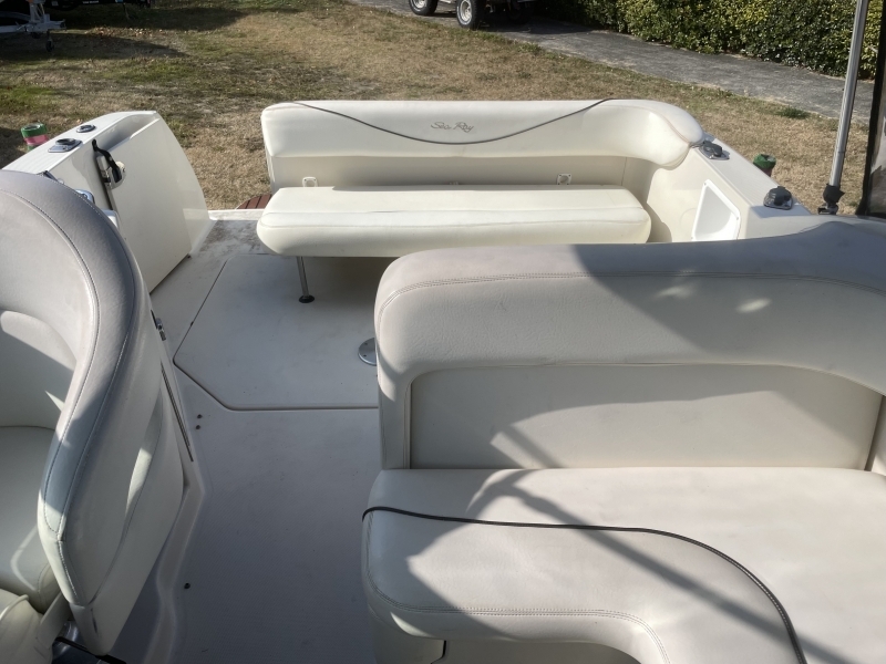 banner_092996-sea-ray-240-sundancer