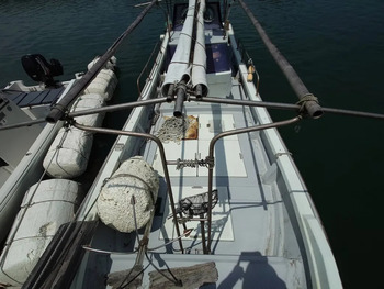 thumb_093005-yanmar-de27