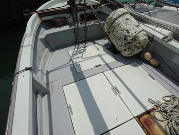 thumb_093005-yanmar-de27