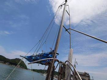 thumb_093005-yanmar-de27