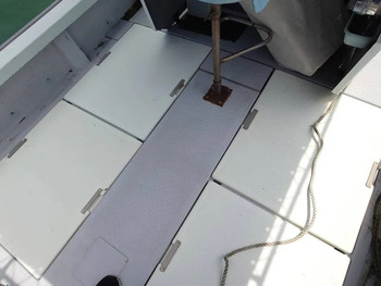 thumb_093005-yanmar-de27